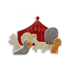 Le Cirque En Bois Du Queyras -Point De Jouet cirque les jouets du queyras 3