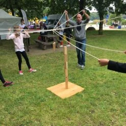 Tour De Fröbel - Jeu De Coopération Géant - 12 Joueurs -Point De Jouet tour de frobel 3 1