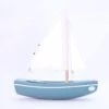 Voilier En Bois - Le Sloop 21,5 Cm - Coque Vert Abysse - Tirot -Point De Jouet voilier bateau le sloop coque vert abysse tirot 1
