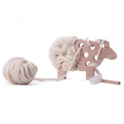 Woody Le Mouton Laine écrue -Point De Jouet woody le mouton jeu tricot lacage les jouets libres 3